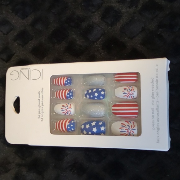 New Red White And Blue 4th July Fake Nails - Picture 1 of 4